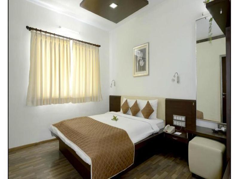 Seasons An Apartment Hotel Pune Esterno foto